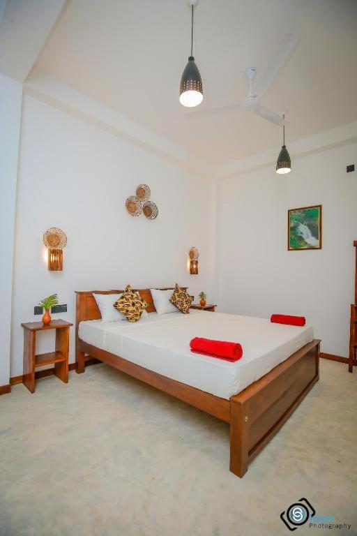 Sweet Emotion Hotel Mirissa Exterior photo
