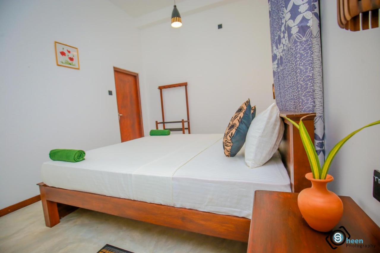 Sweet Emotion Hotel Mirissa Exterior photo